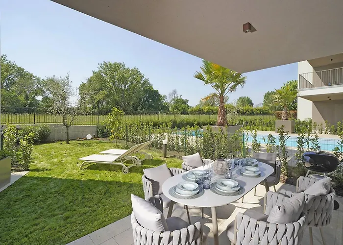 Lagolux Апартаменты *