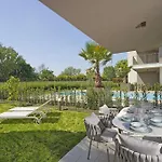 Lagolux Apartment